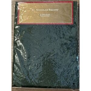 St. Nicholas Square Tablecloth Round 70x70 Green Baroque Xmas